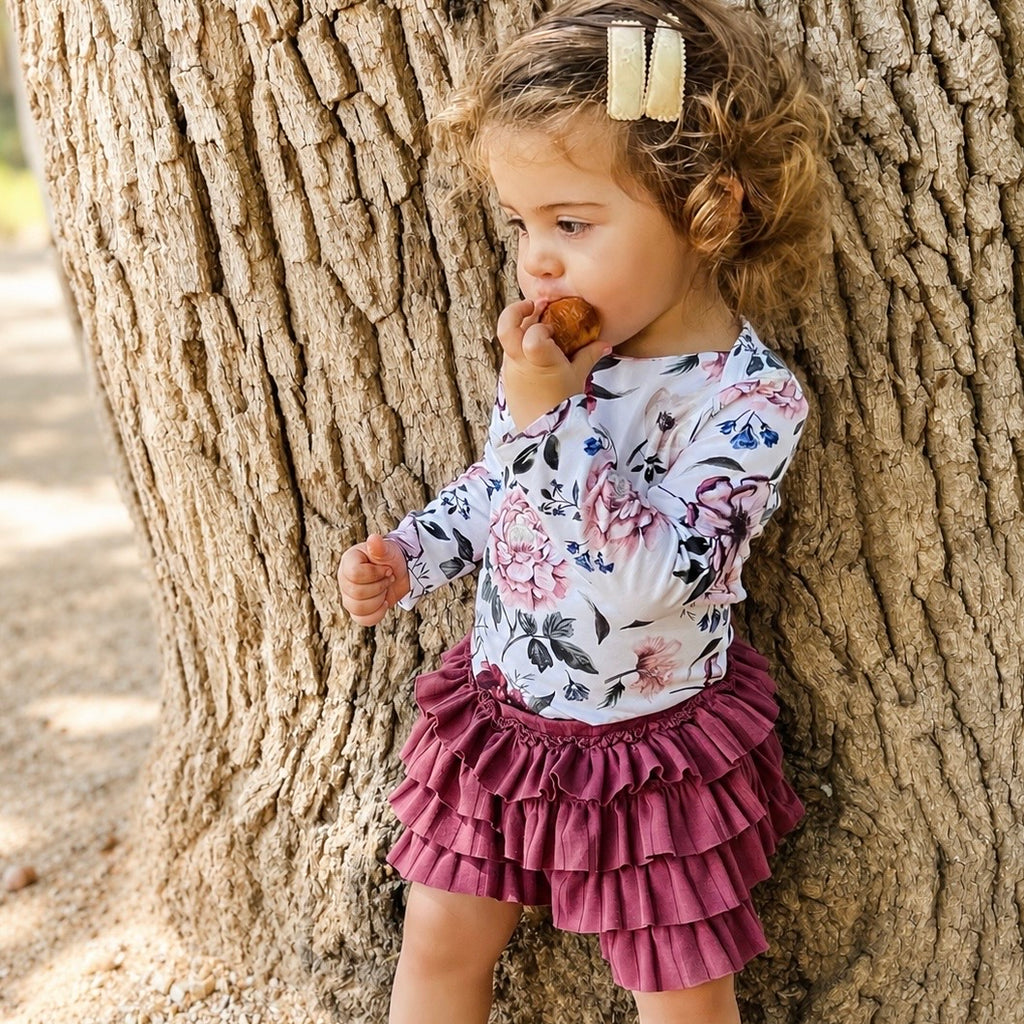 Frilly Shorts plum